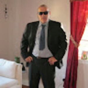 Meet your Posher, Roberto